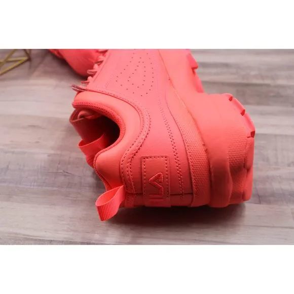 Red Fila Sneakers Size 9 - Picture 6 of 11